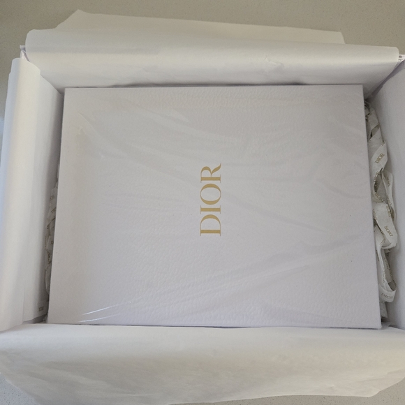 NIB Dior Exclusive Stationary Set - Picture 7 of 10